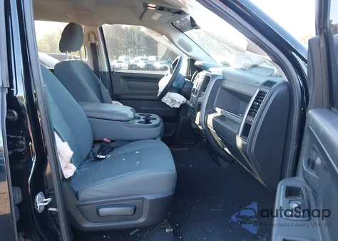 2015 Ram 1500 Express z USA, uszkodzony, nr VIN 1C6RR7FT5FS508671